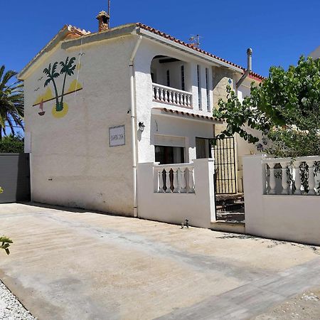 A H Rentals Villa Carolina Вінарос Екстер'єр фото