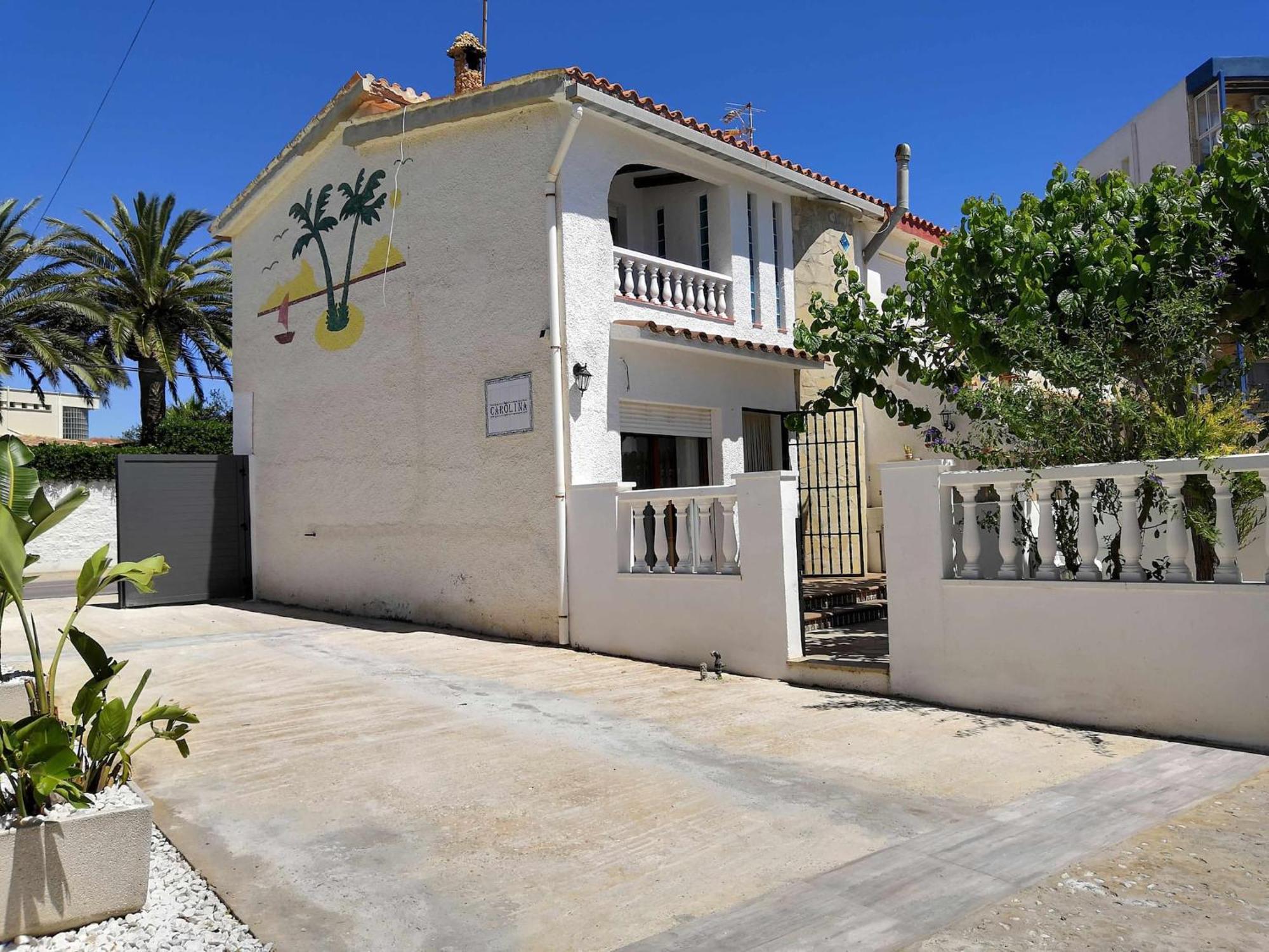 A H Rentals Villa Carolina Вінарос Екстер'єр фото